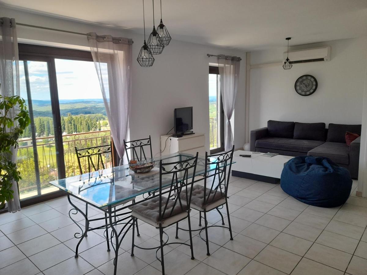 Appartement Belle Vue - Centre Ville Medievale Gourdon-en-quercy Bagian luar foto